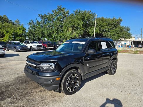 Used 2021 Ford Bronco Sport Outer Banks w/ Outer Banks Package (96D) AWD/4WD image 2