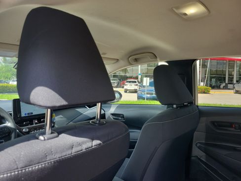 Used 2026 Toyota Corolla LE FWD image 15