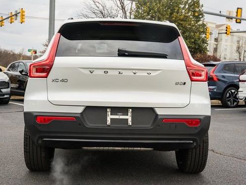 New 2026 Volvo XC40 B5 Ultra w/ Protection Package Premier image 6