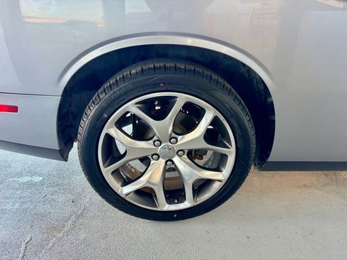 Used 2015 Dodge Challenger SXT Plus image 12
