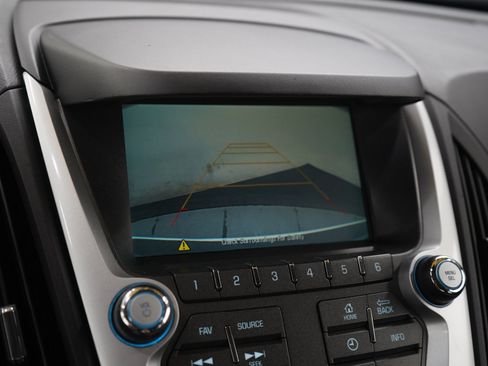 Used 2017 Chevrolet Equinox LT w/ Convenience Package FWD image 22