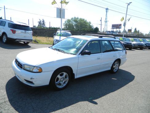 Used 1999 Subaru Legacy L image 4