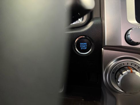 Used 2022 Toyota 4Runner TRD Sport image 24