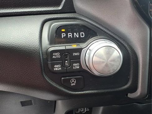 Used 2025 RAM 1500 Laramie AWD/4WD image 9