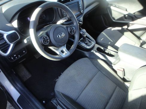 Used 2020 Kia Soul S FWD image 7
