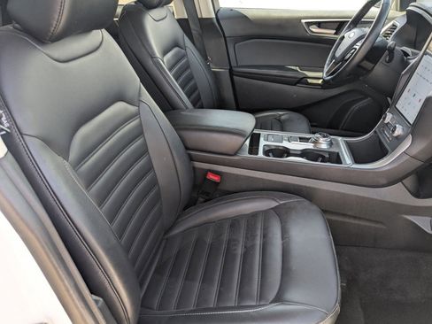 Used 2024 Ford Edge SEL image 55