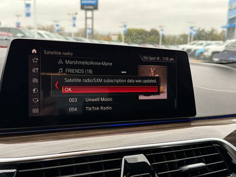 Used 2019 BMW 530e w/ Convenience Package image 15