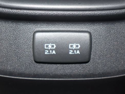 Used 2020 Subaru Outback Premium AWD/4WD image 36