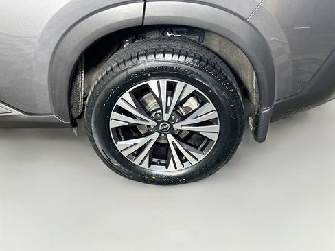 Used 2023 Nissan Rogue SV AWD/4WD image 11