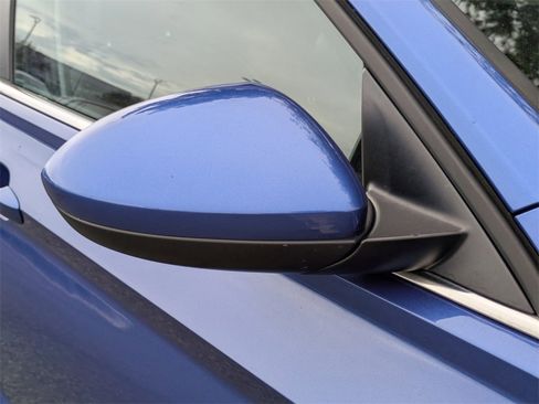 Used 2023 Volkswagen Jetta SE image 12