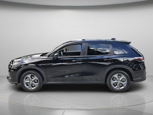 Certified 2026 Honda HR-V LX image 4