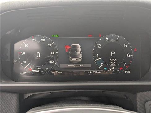 New 2025 Land Rover Discovery Dynamic SE image 15