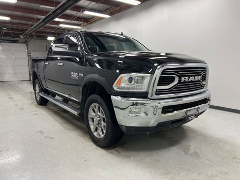Used 2016 RAM 2500 Limited image 3