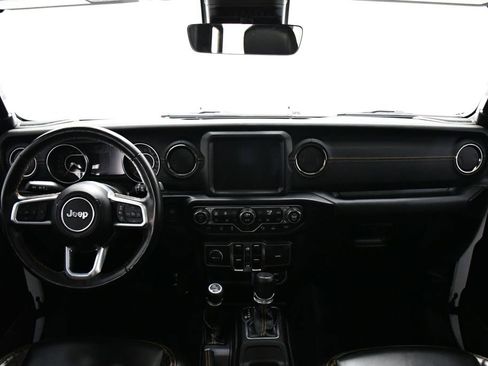 Used 2022 Jeep Wrangler Unlimited Sahara image 8