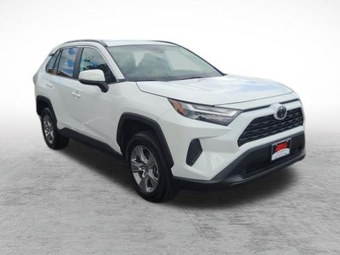 Certified 2025 Toyota RAV4 XLE AWD/4WD image 3