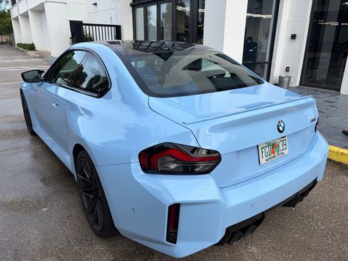 Used 2025 BMW M2 w/ Lighting Package image 5