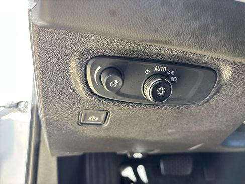 Used 2023 GMC Terrain SLE w/ Driver Convenience Package AWD/4WD image 25