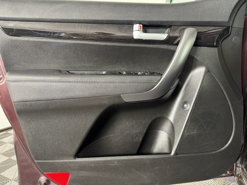Used 2014 Kia Sorento EX AWD/4WD image 35