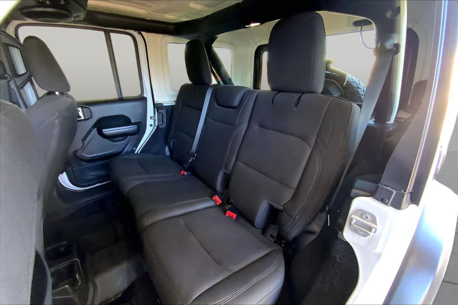 Used 2020 Jeep Wrangler Unlimited Sport AWD/4WD image 20