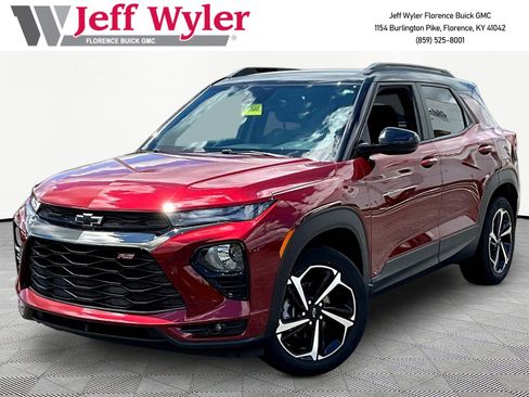 Used 2023 Chevrolet TrailBlazer RS AWD/4WD image 1