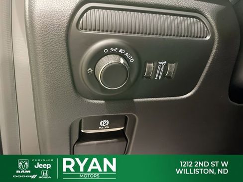 New 2026 Jeep Grand Wagoneer L Limited AWD/4WD image 47