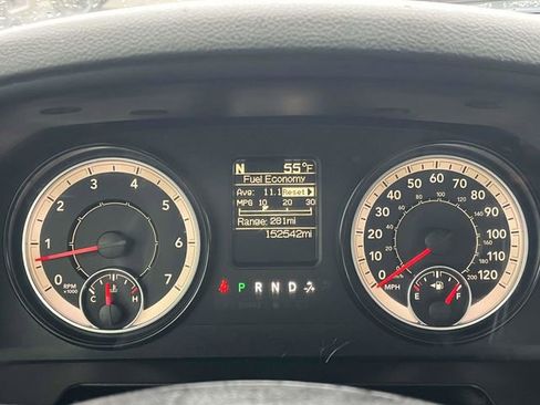 Used 2017 RAM 2500 Tradesman w/ Chrome Appearance Group image 25