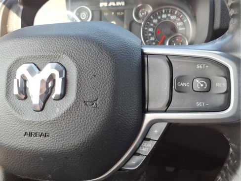 Used 2024 RAM 2500 Big Horn AWD/4WD image 19