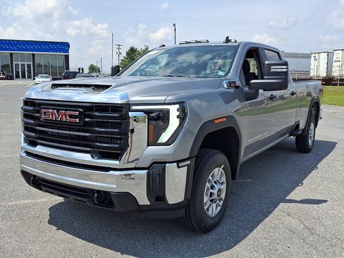 New 2026 GMC Sierra 2500 Pro w/ Convenience Package AWD/4WD image 2