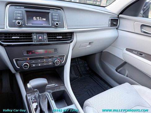 Used 2016 Kia Optima EX FWD image 16