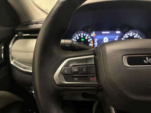 Used 2022 Jeep Compass Limited image 25