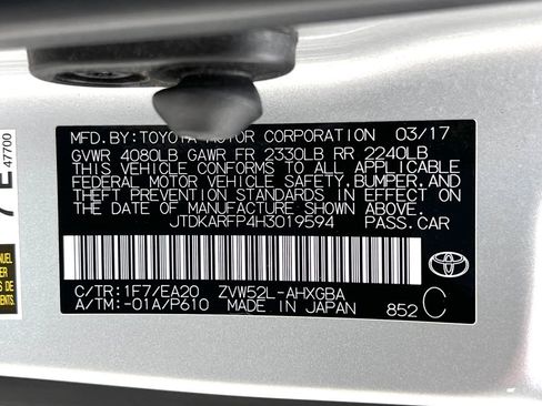 Used 2017 Toyota Prius Prime Premium image 25