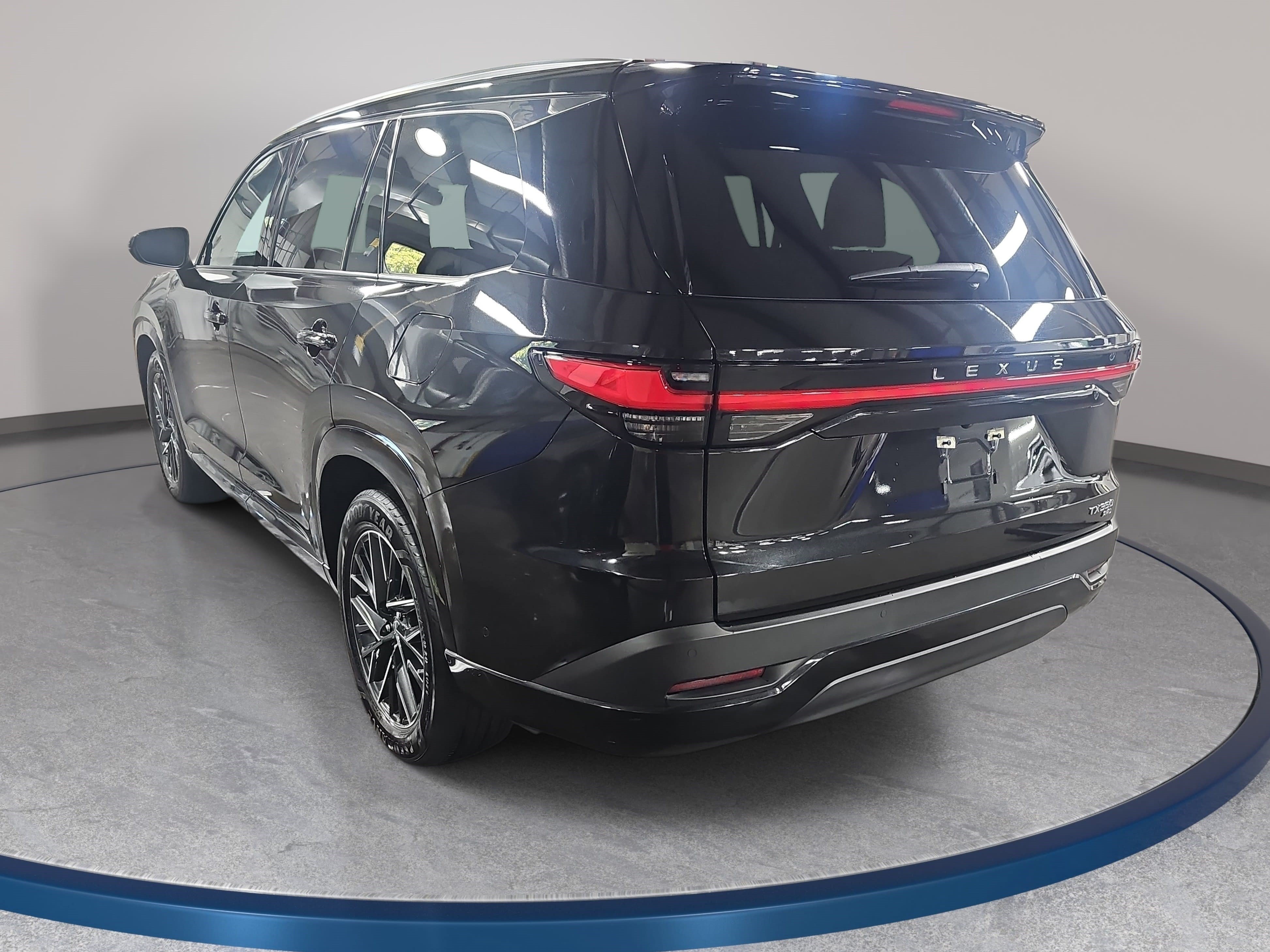 Used 2024 Lexus TX 350 AWD w/ Captains Chair Package image 7