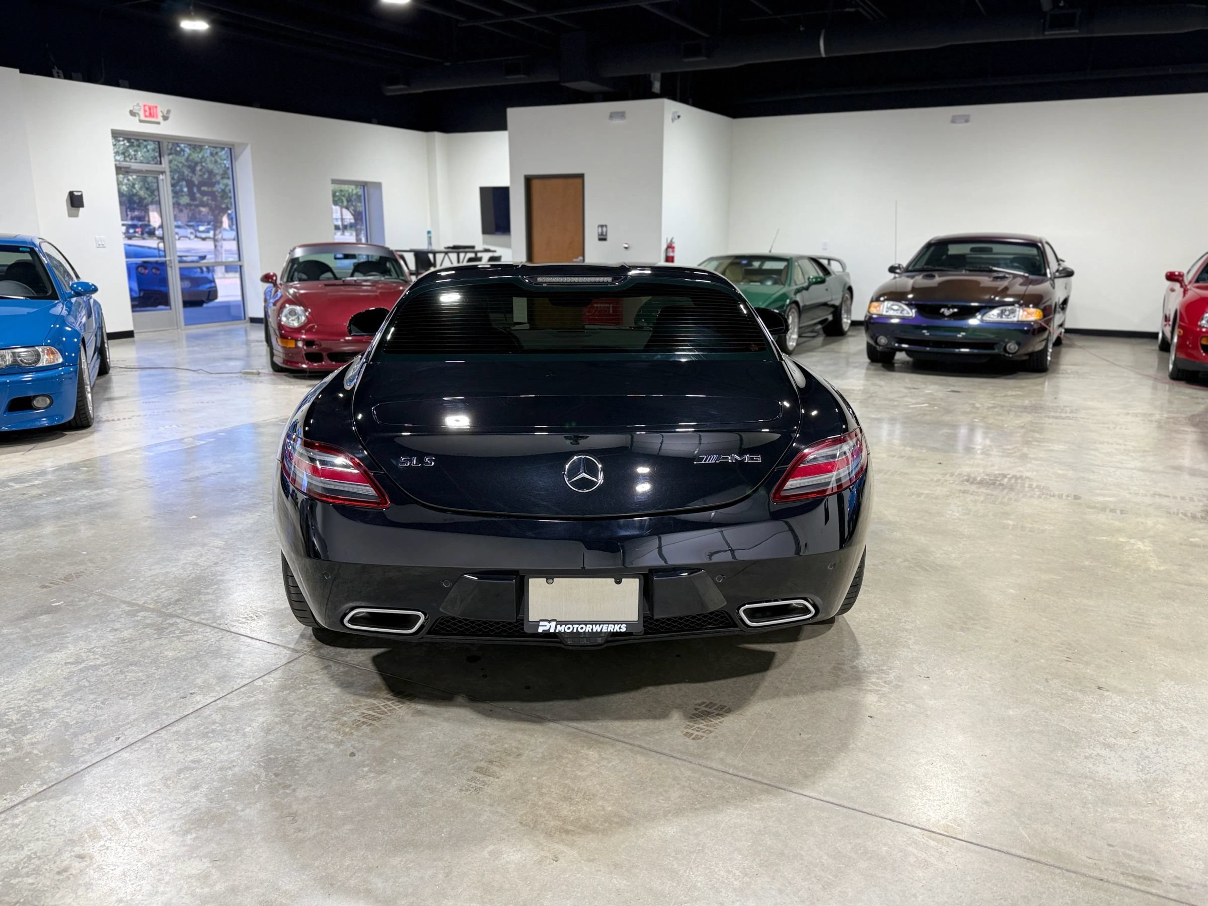 Used 2011 Mercedes-Benz SLS AMG Coupe image 10