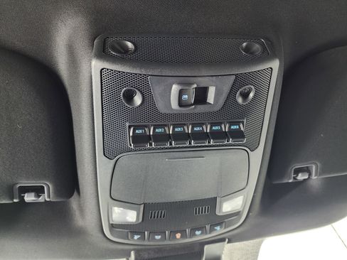 Used 2022 Ford F250 Lariat w/ Chrome Package image 48