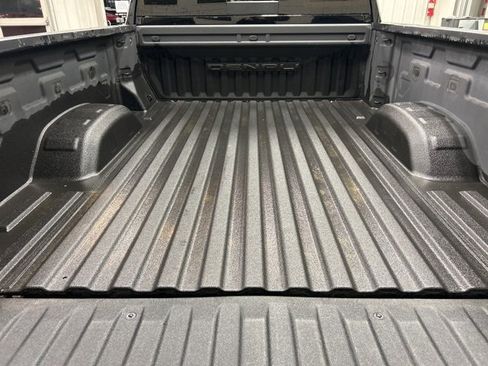 Used 2022 GMC Sierra 3500 Denali w/ Denali Ultimate Package image 6