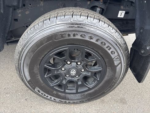 Used 2022 Toyota Tacoma 4x4 Double Cab image 10