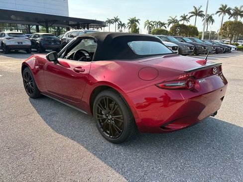 New 2026 MAZDA MX-5 Miata Club w/ Interior Package RWD image 6