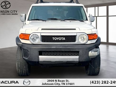 Used 2010 Toyota FJ Cruiser 4WD image 3