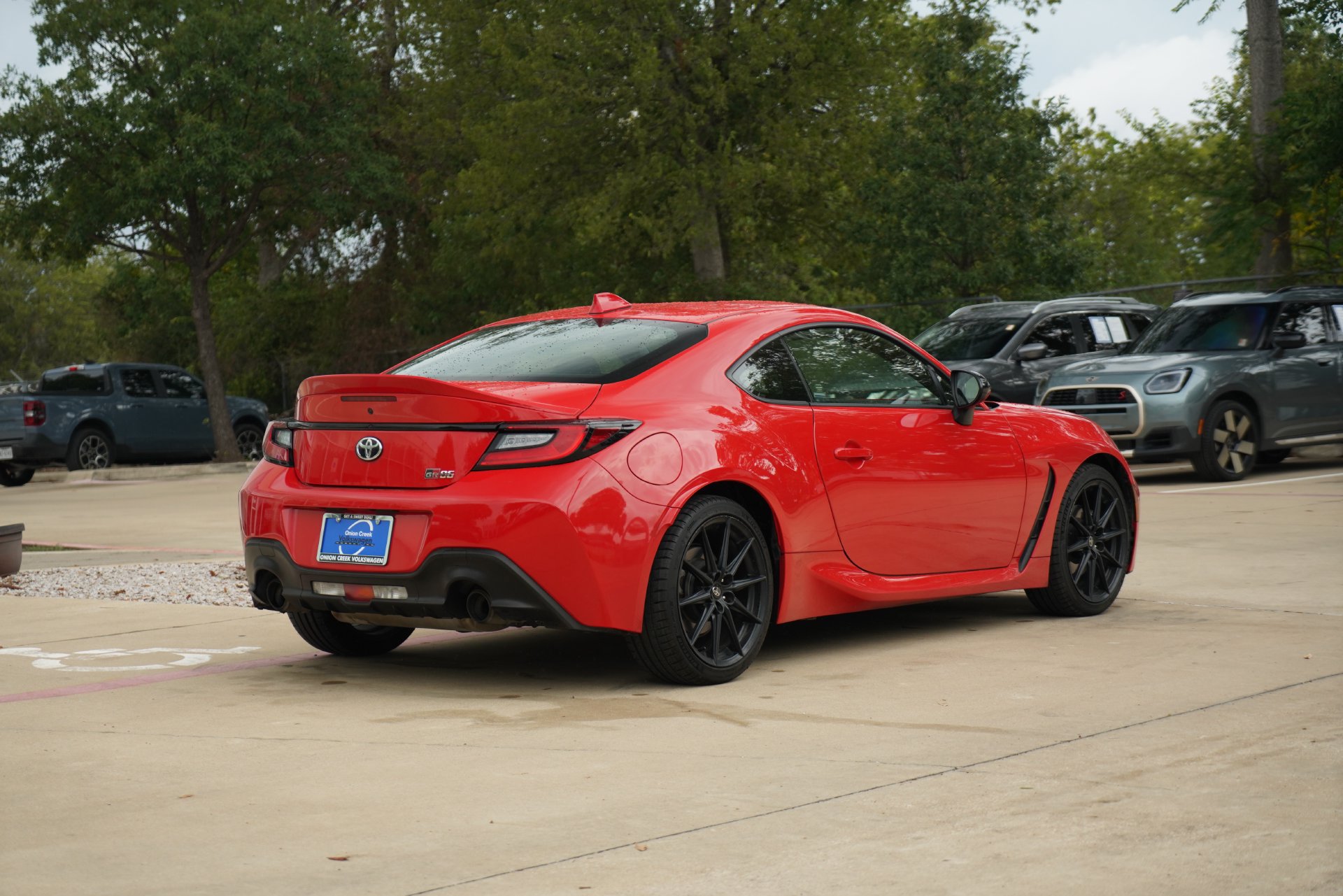 Used 2023 Toyota GR86 Premium RWD image 5