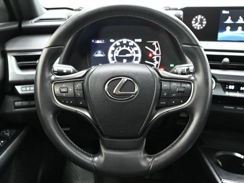 Used 2021 Lexus UX 200 w/ Accessory Package (Z2) FWD image 23