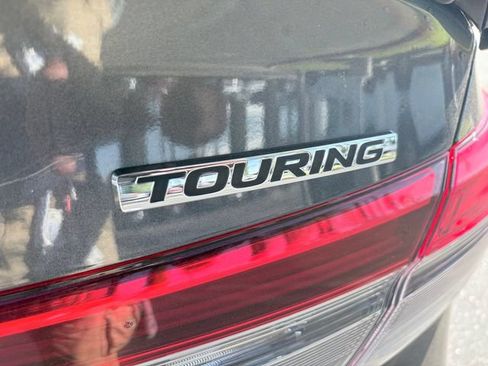 Used 2024 Honda Civic Touring image 28