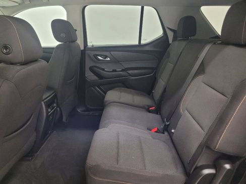 Used 2020 Chevrolet Traverse LS FWD image 18