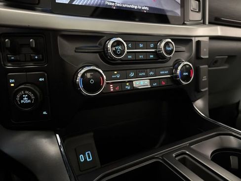 Used 2022 Ford F150 XLT w/ Equipment Group 302A High image 10