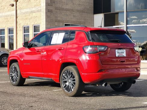 Used 2024 Jeep Compass Limited image 5