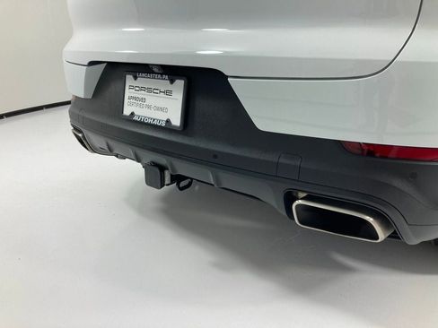 Certified 2024 Porsche Cayenne image 27