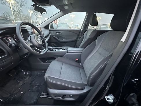 Certified 2021 Nissan Rogue SV image 23