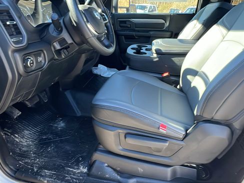 New 2025 RAM 5500 Tradesman image 15