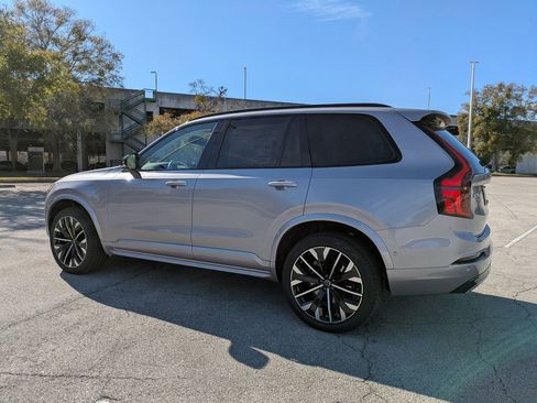 New 2026 Volvo XC90 B6 Ultra w/ Protection Package Premier AWD/4WD image 4