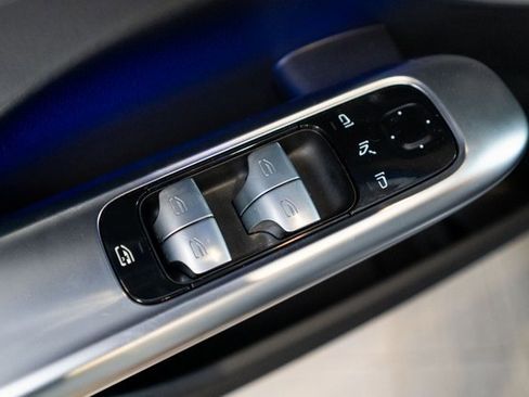 Certified 2025 Mercedes-Benz C 300 4MATIC Sedan image 14