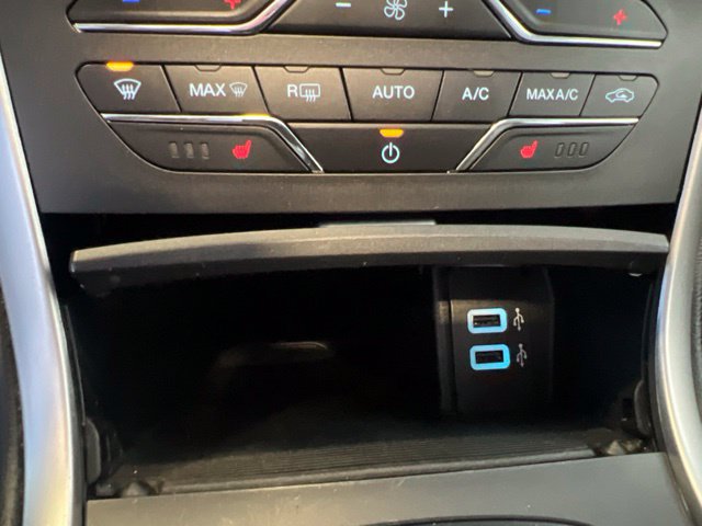 Used 2017 Ford Edge SEL w/ Equipment Group 201A FWD image 29